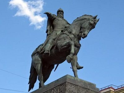 Памятник Юрию Долгоруковму в Москве. Источник - Otvet.mail.ru