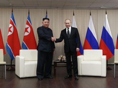 Встреча лидеров двух стран Владимира Путина и Ким Чен Ына во Владивостоке. Фото: POOL
