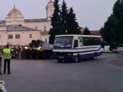 Завершение ЧП с захватом автобуса в Луцке, 21.07.2020. Фото: tsn.ua