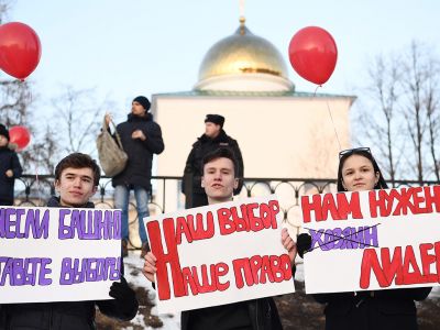 Участники митинга против отмены прямых выборов главы Екатеринбурга. 2 апреля 2018 года. Фото: Донат Сорокин / ТАСC